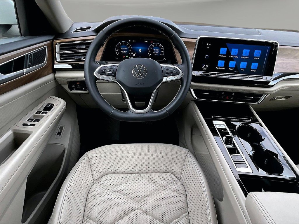 2026 Volkswagen Atlas SE w/Tech - Photo 10