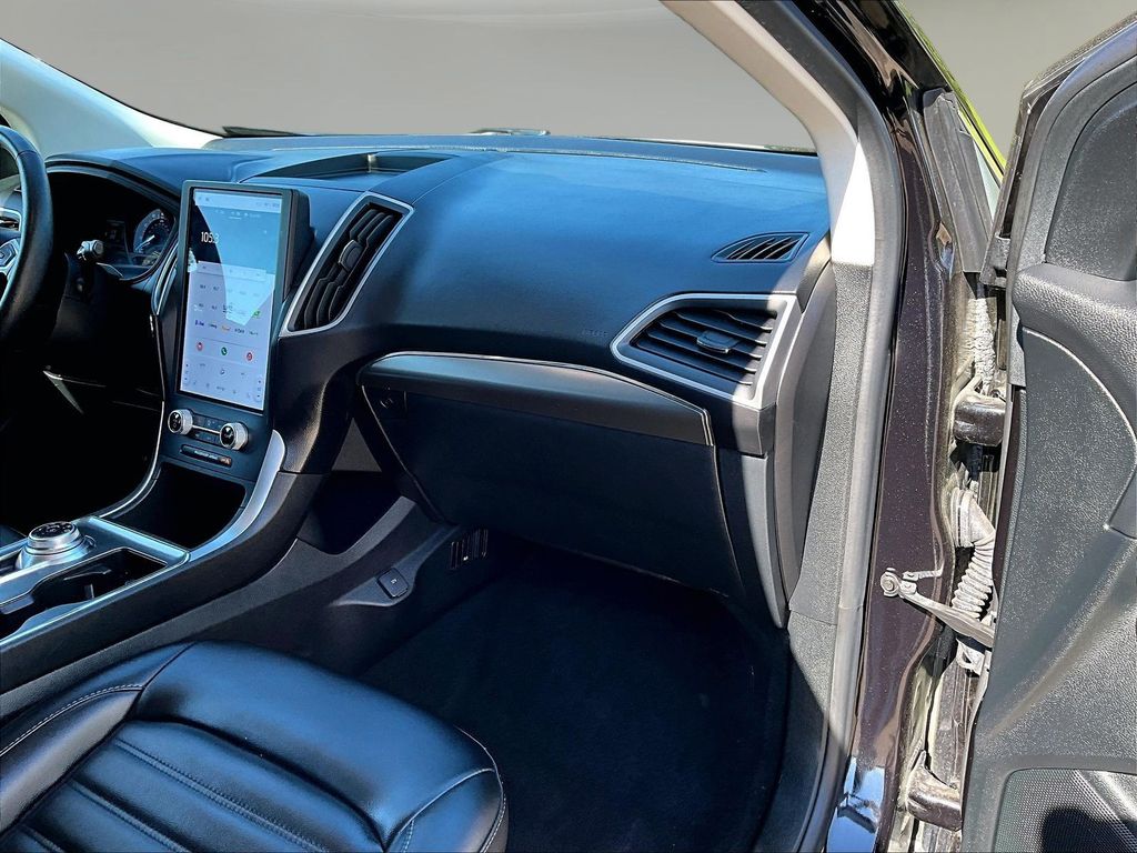 2022 Ford Edge SEL - Photo 28