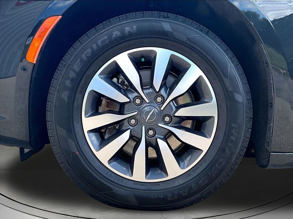 2021 Chrysler Pacifica Hybrid Touring L - Photo 33