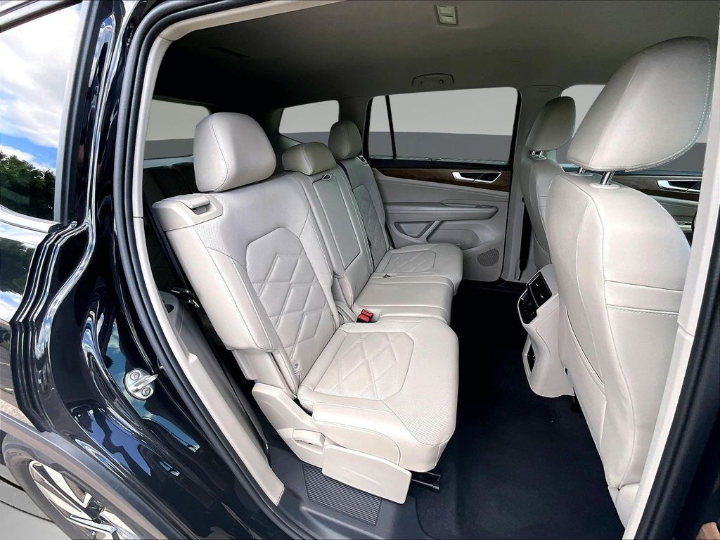 2026 Volkswagen Atlas SE w/Tech - Photo 29