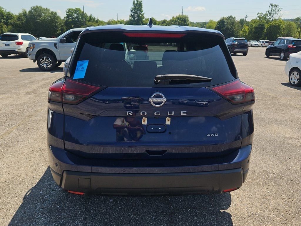 Used 2025 Nissan Rogue SV SUV