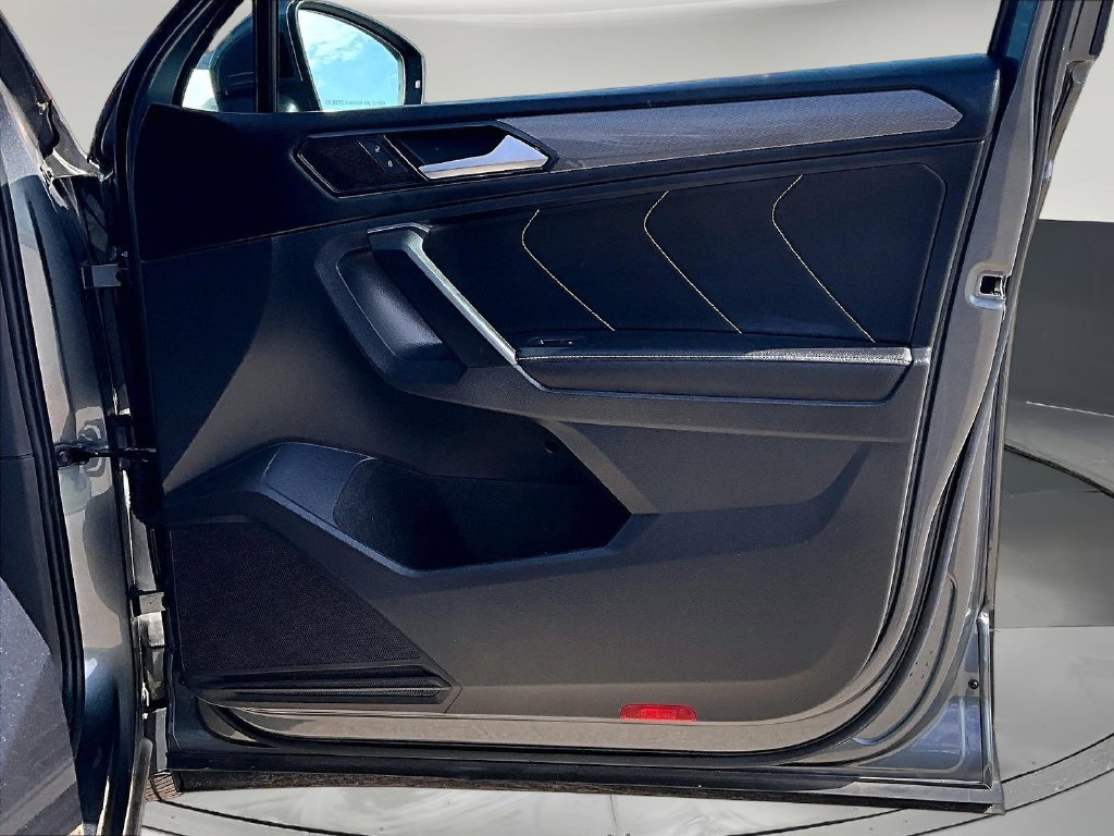 2023 Volkswagen Tiguan SE - Photo 33