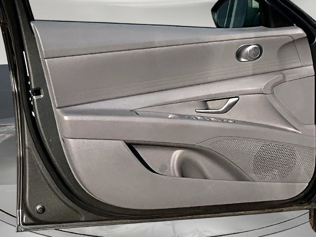 2024 Hyundai Elantra SEL - Photo 23