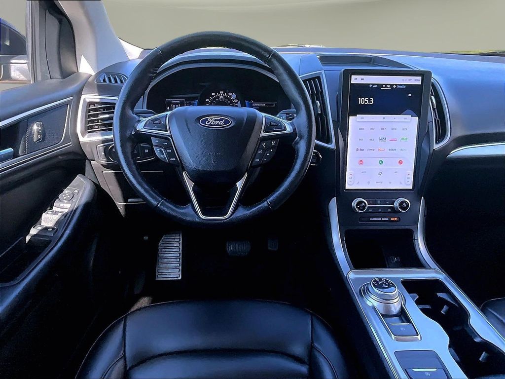 2022 Ford Edge SEL - Photo 10