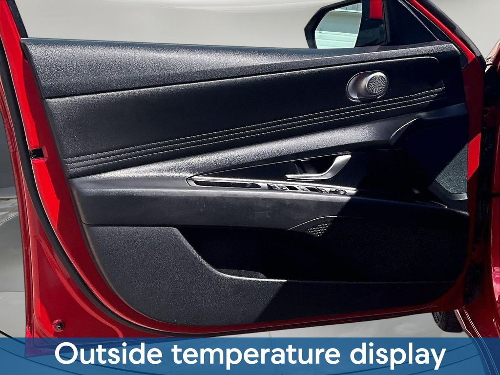 2022 Hyundai Elantra SEL - Photo 23
