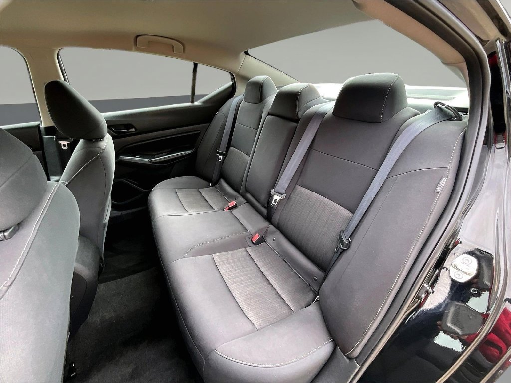 2025 Nissan Altima SV - Photo 25
