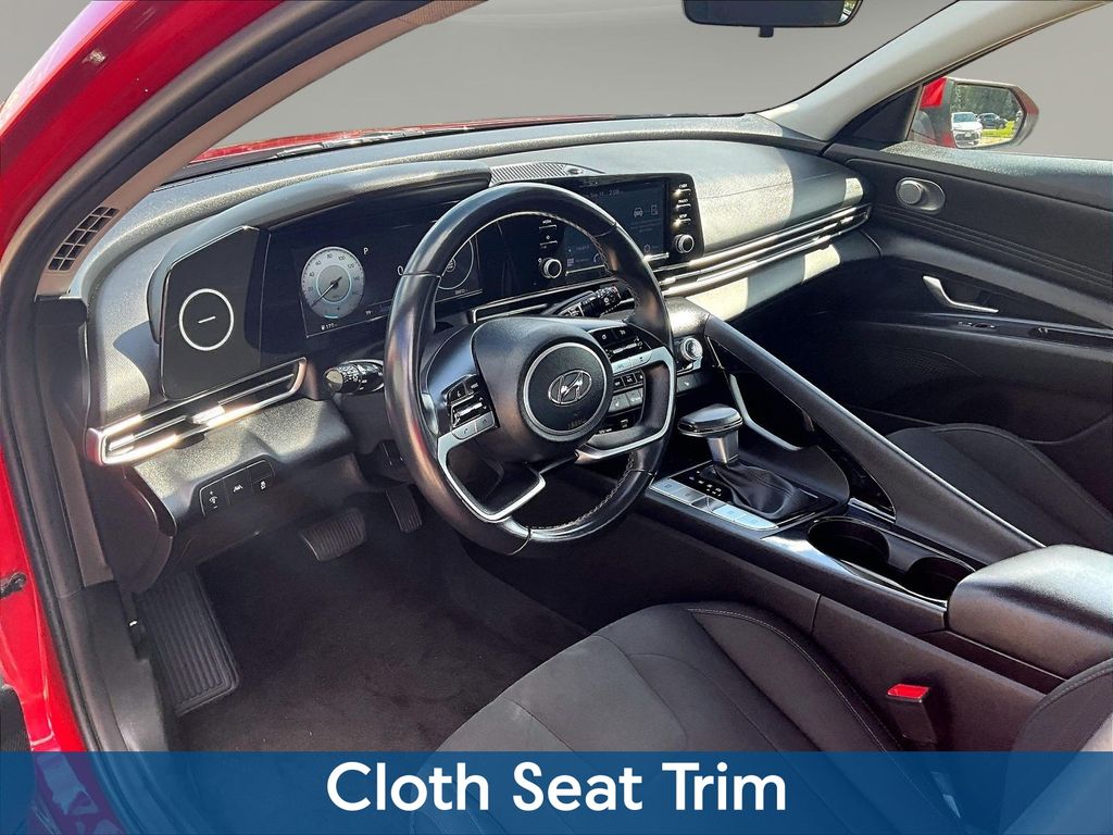 2022 Hyundai Elantra SEL - Photo 21