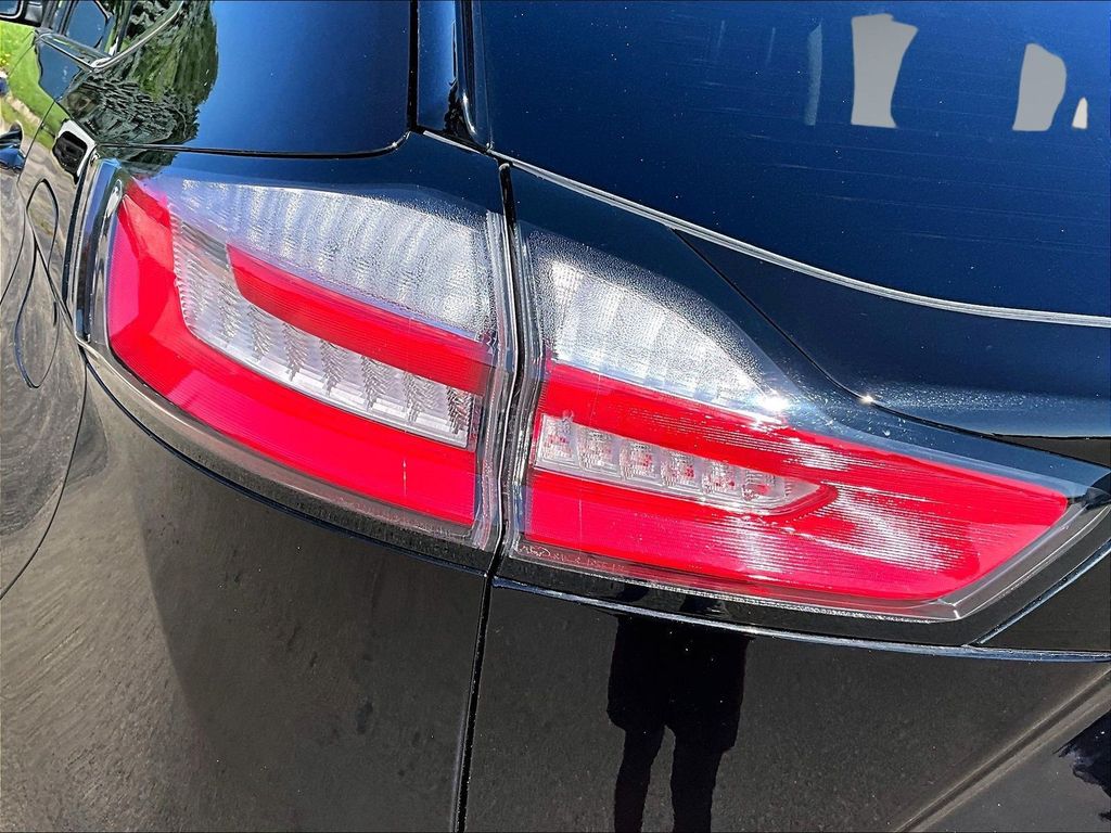 2022 Ford Edge SEL - Photo 26