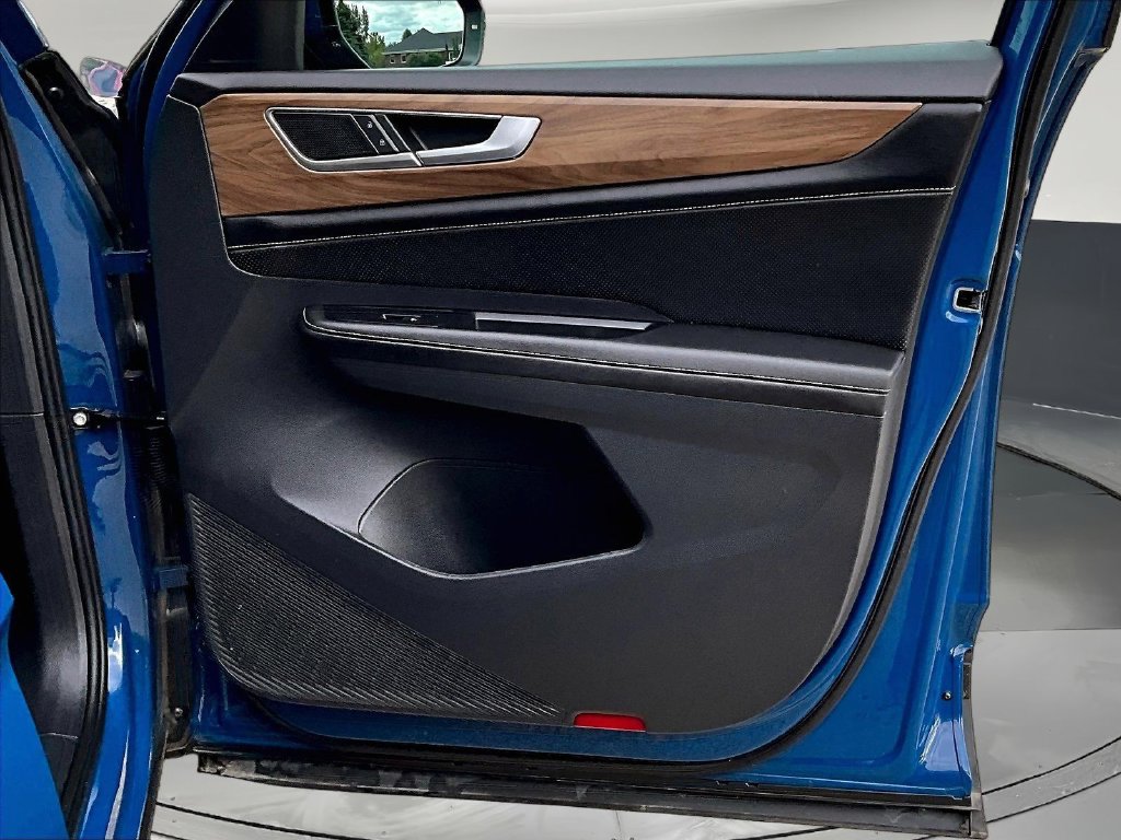2026 Volkswagen Atlas SE w/Tech - Photo 32
