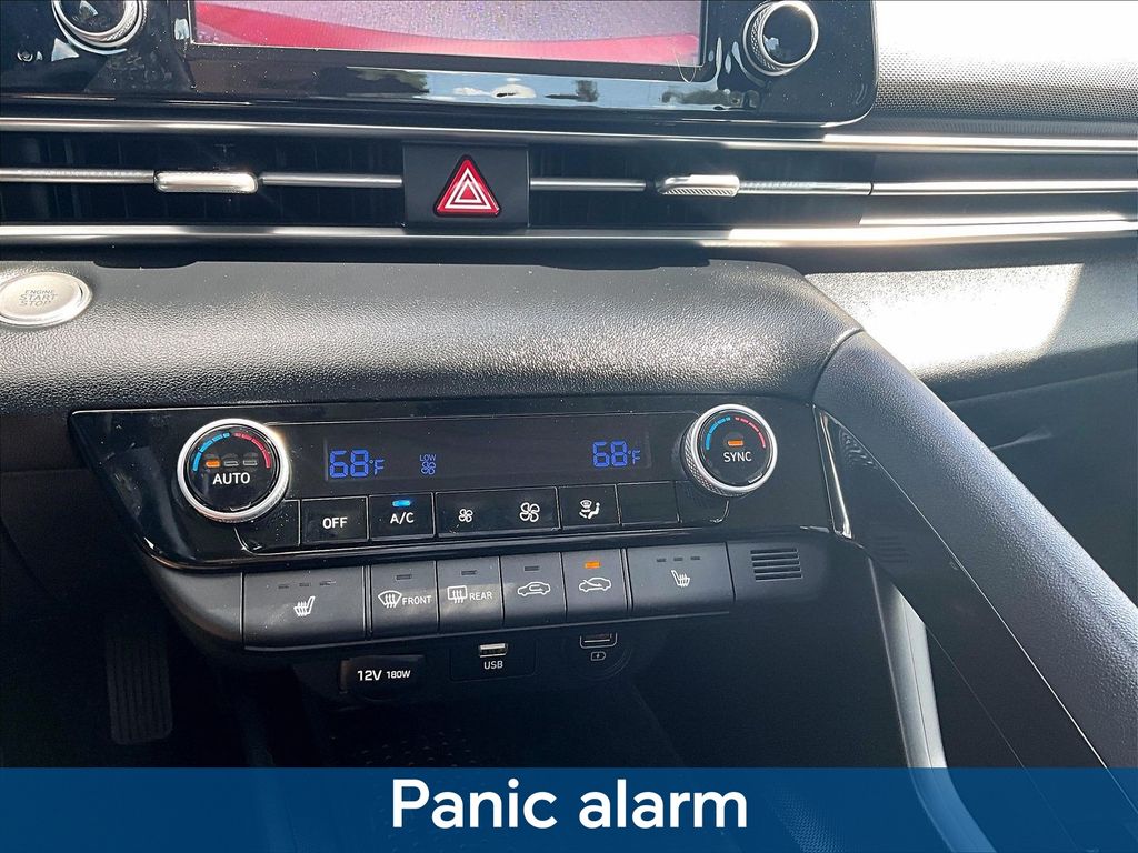 2022 Hyundai Elantra SEL - Photo 18