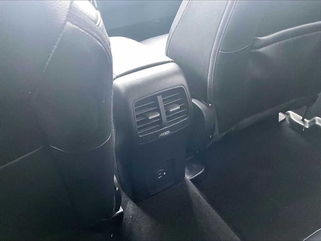 2022 Ford Escape SEL - Photo 11