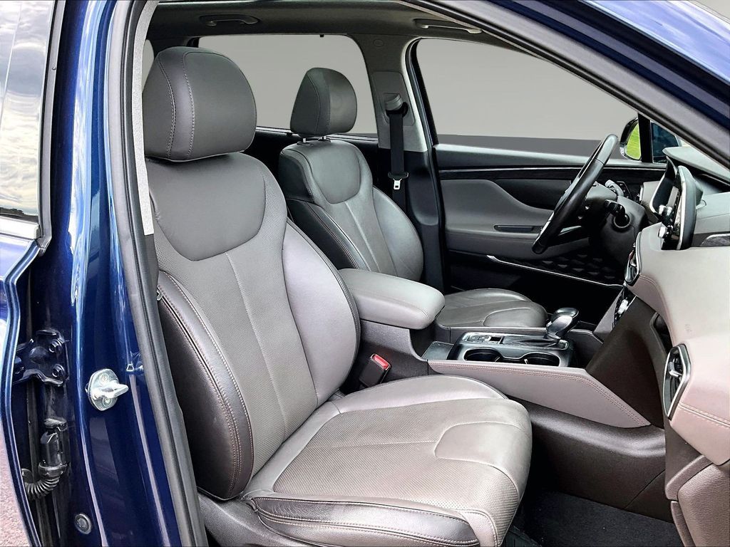 2020 Hyundai Santa Fe Limited - Photo 30