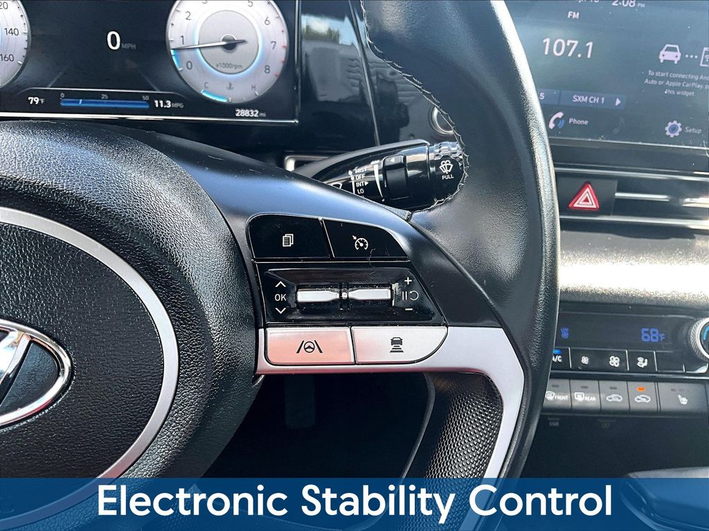 2022 Hyundai Elantra SEL - Photo 15
