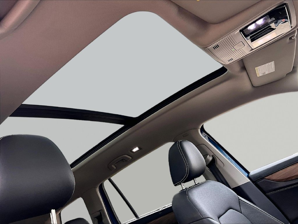 2026 Volkswagen Atlas SE w/Tech - Photo 31