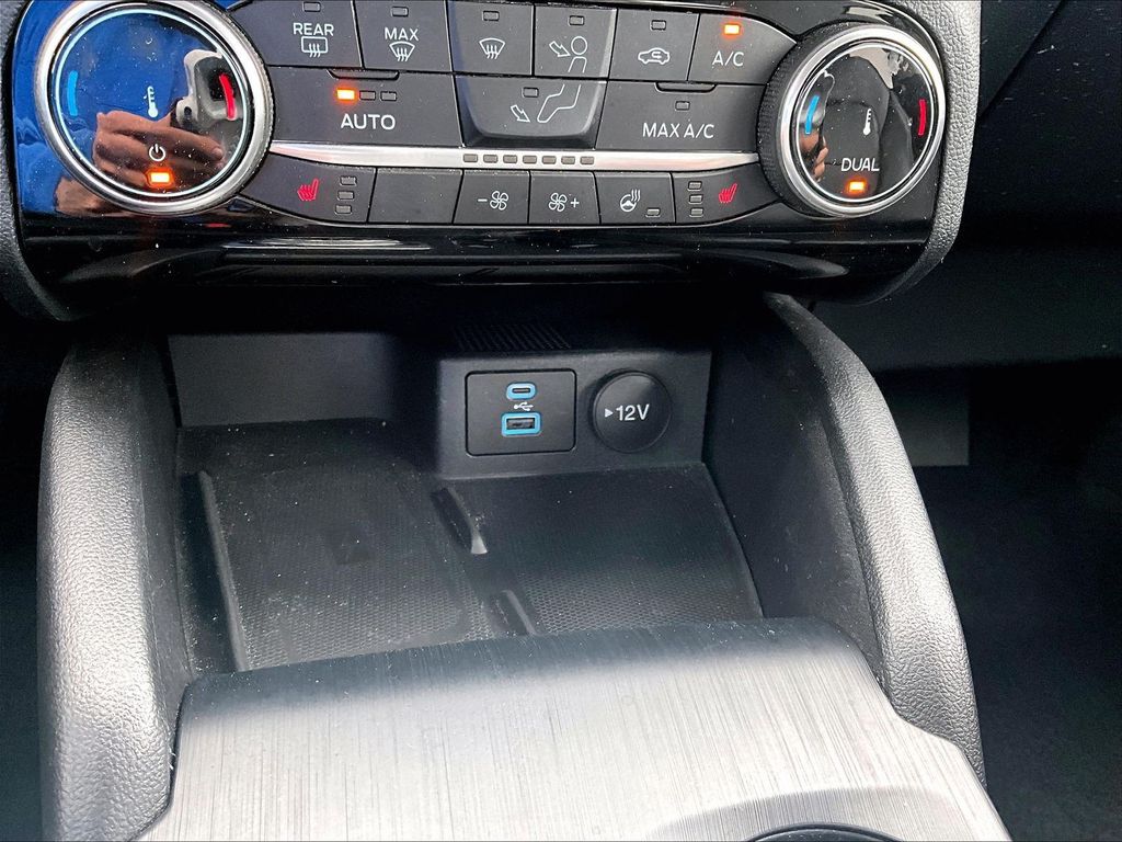2022 Ford Escape SEL - Photo 19