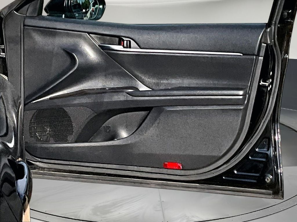 2023 Toyota Camry SE - Photo 30