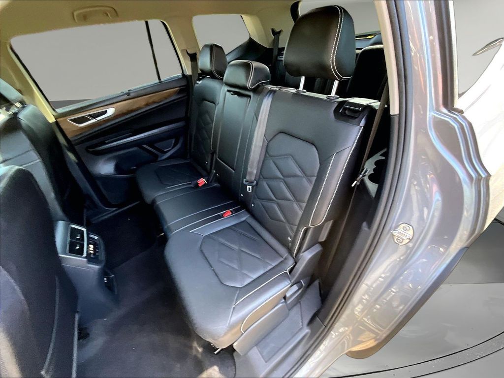 2026 Volkswagen Atlas SE w/Tech - Photo 25