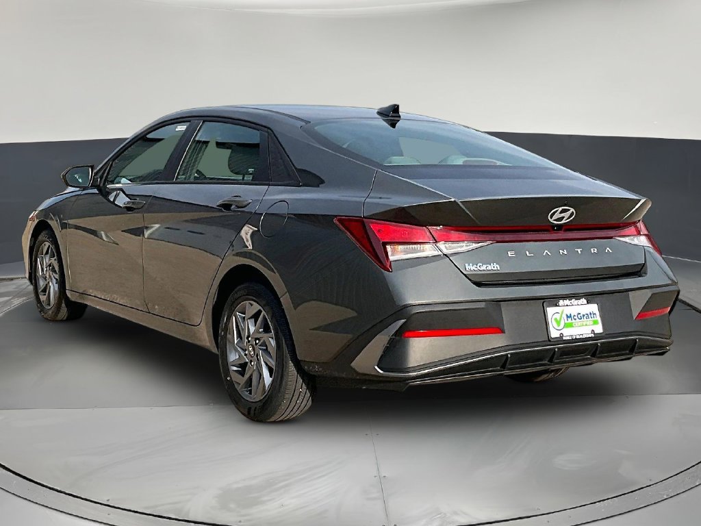 2024 Hyundai Elantra SEL - Photo 5