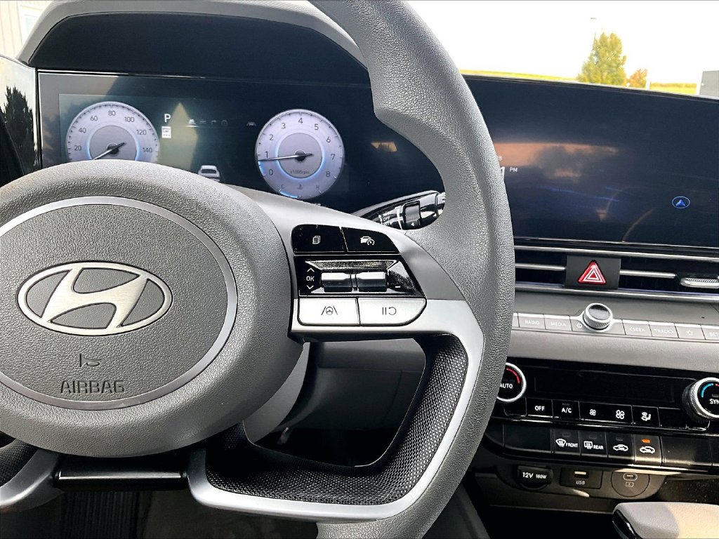 2024 Hyundai Elantra SEL - Photo 15