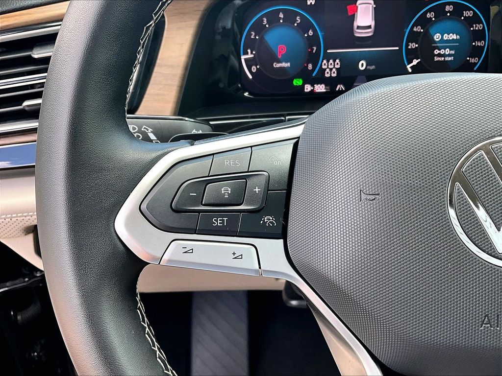 2026 Volkswagen Atlas SE w/Tech - Photo 15