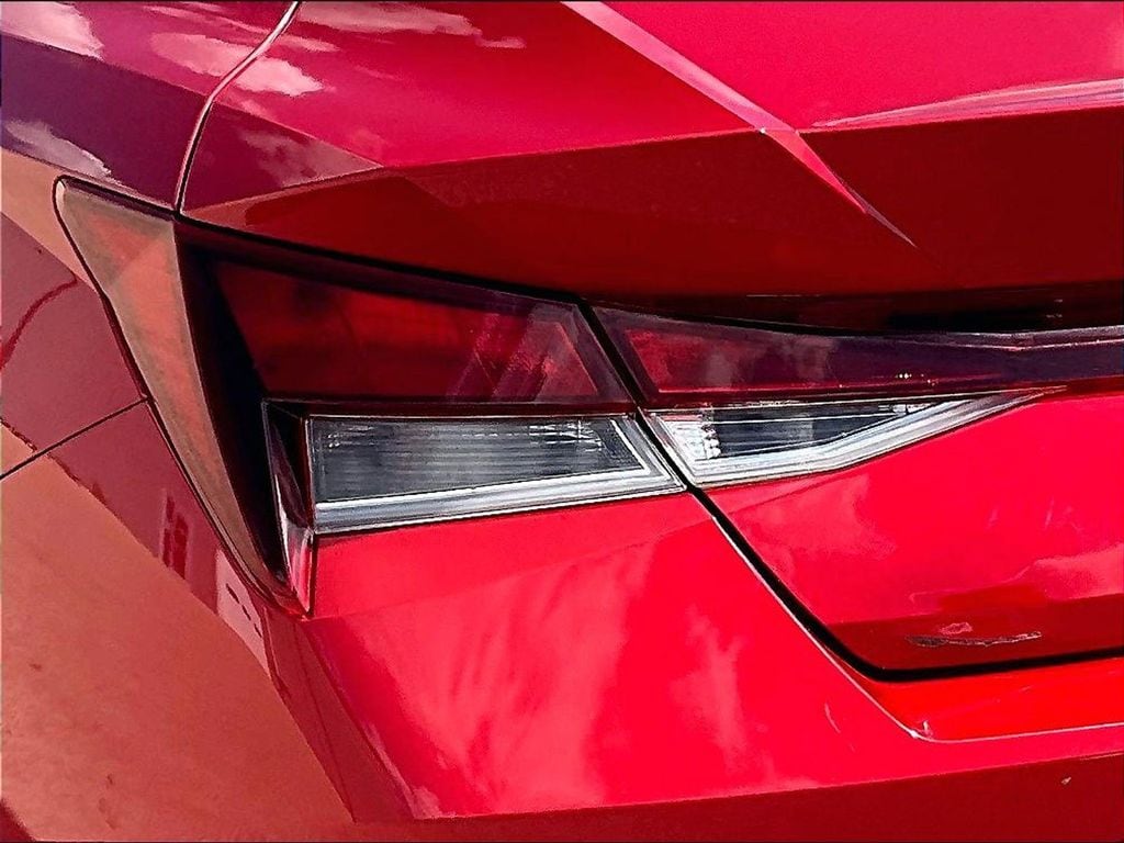 2022 Hyundai Elantra SEL - Photo 26