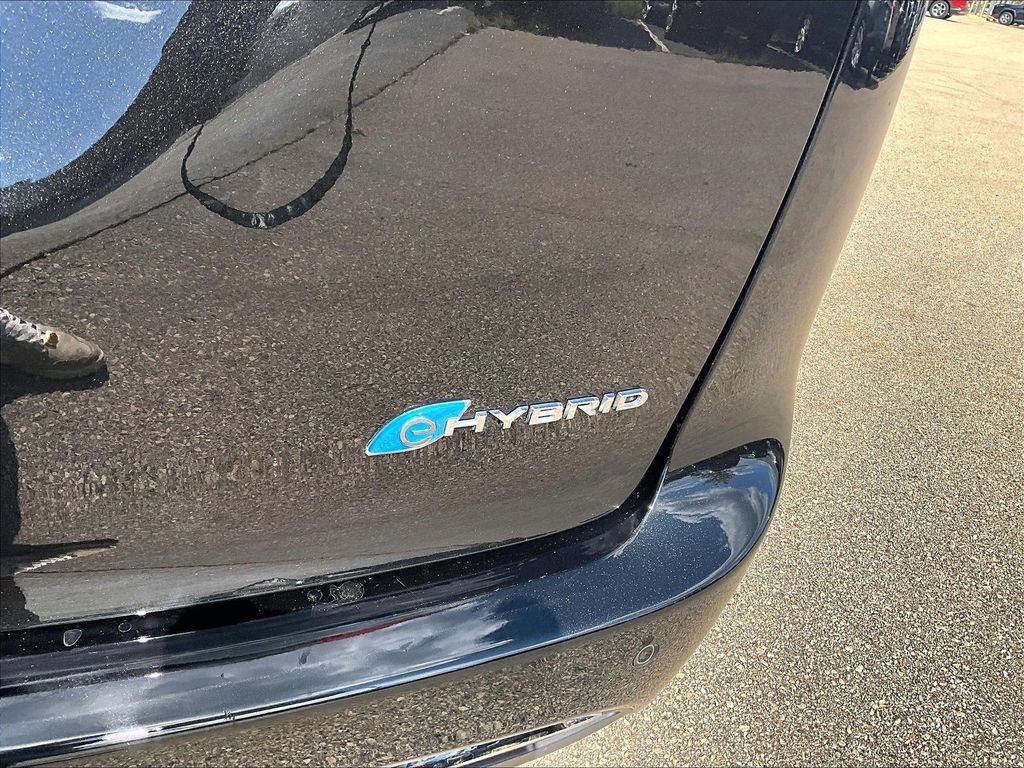 2021 Chrysler Pacifica Hybrid Touring L - Photo 27