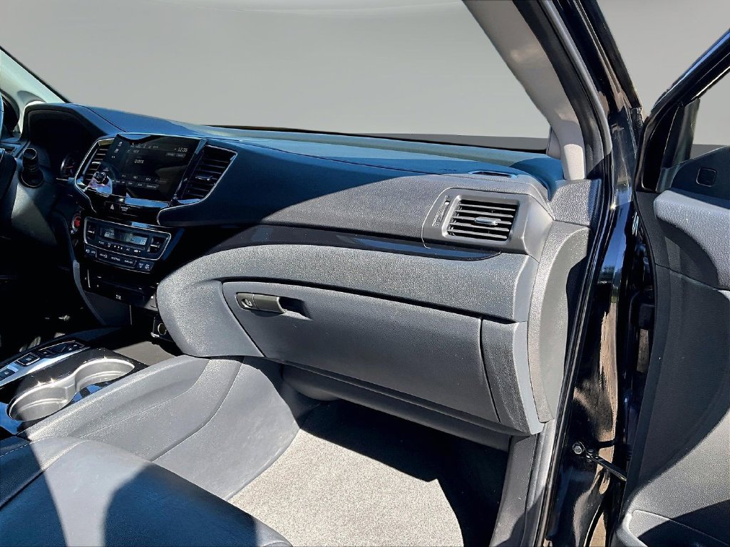 2021 Honda Pilot Touring - Photo 32