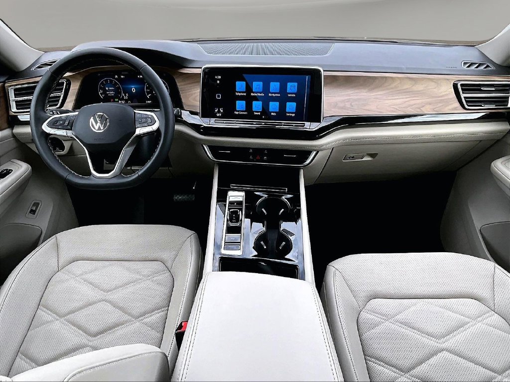 2026 Volkswagen Atlas SE w/Tech - Photo 9