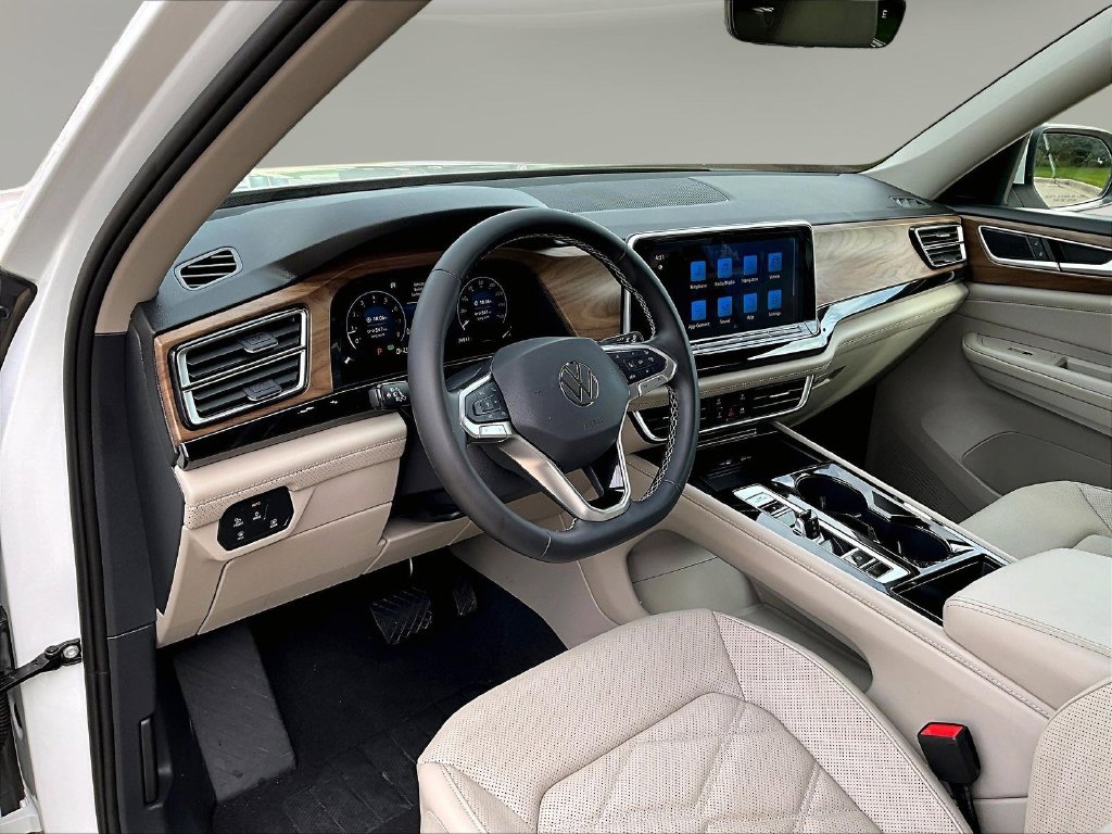 2026 Volkswagen Atlas SE w/Tech - Photo 21