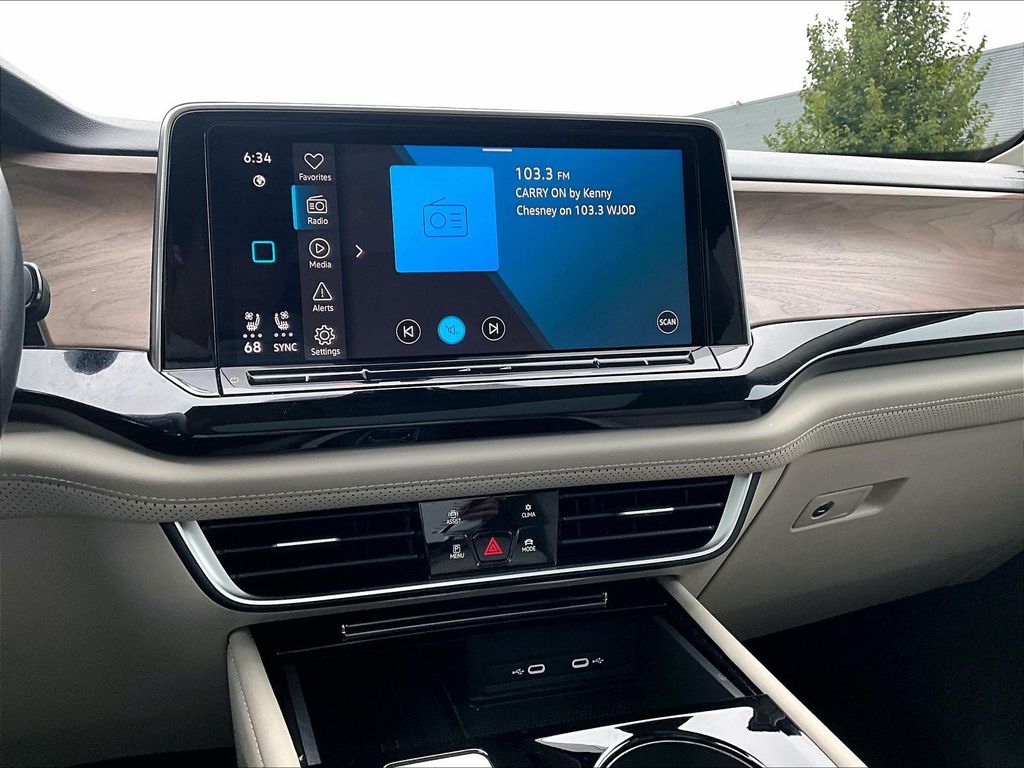 2026 Volkswagen Atlas SE w/Tech - Photo 17