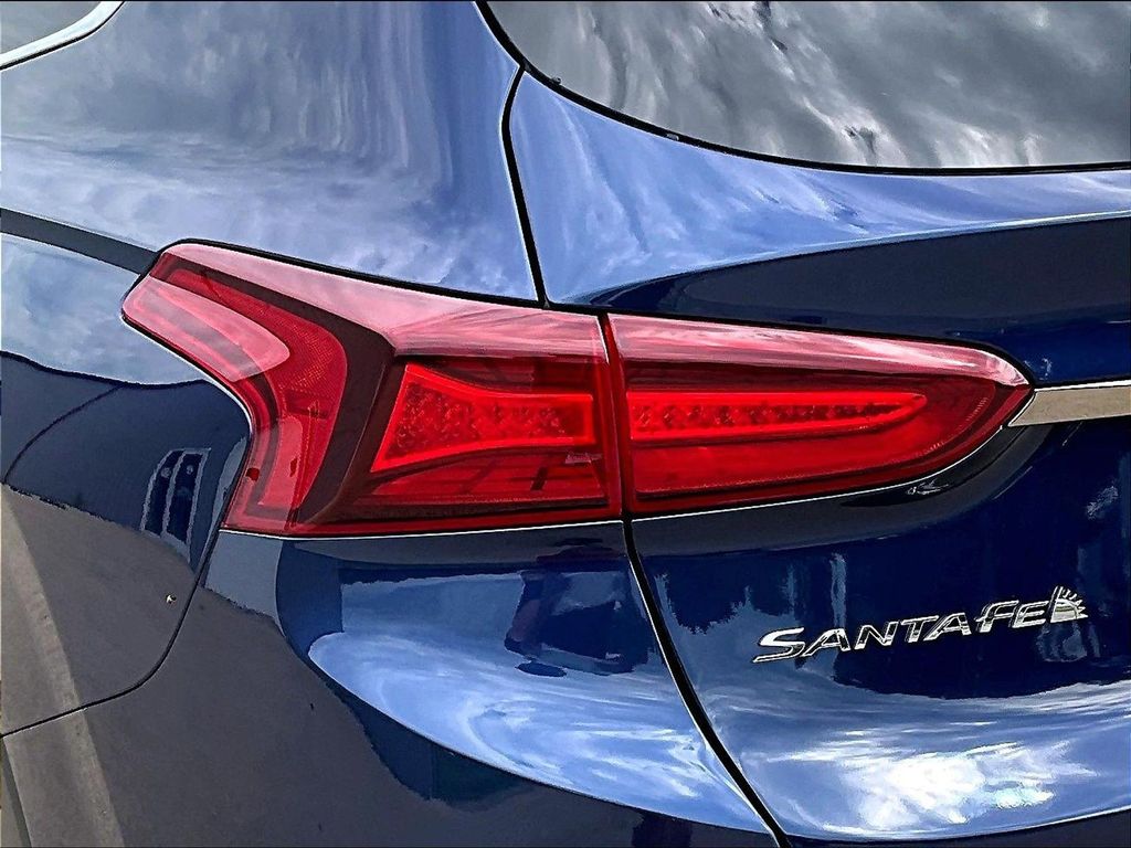 2020 Hyundai Santa Fe Limited - Photo 26