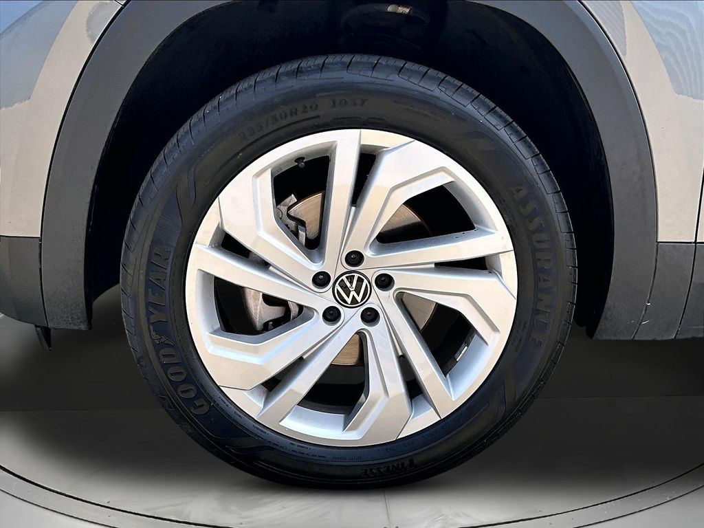 2023 Volkswagen Atlas SE w/Tech - Photo 36