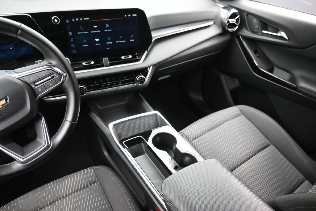 2025 Chevrolet Equinox LT - Photo 15