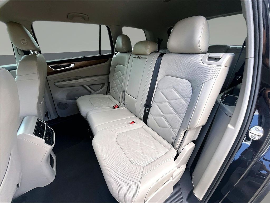 2026 Volkswagen Atlas SE w/Tech - Photo 26