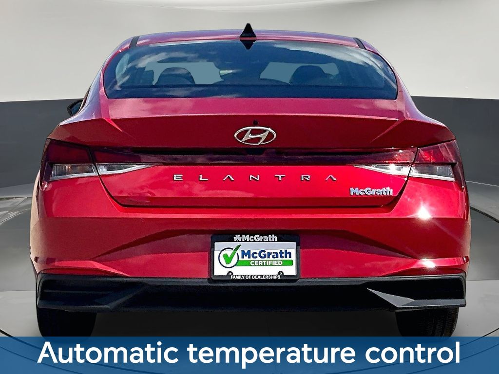 2022 Hyundai Elantra SEL - Photo 7