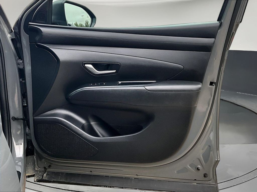 2025 Hyundai Tucson SEL - Photo 30