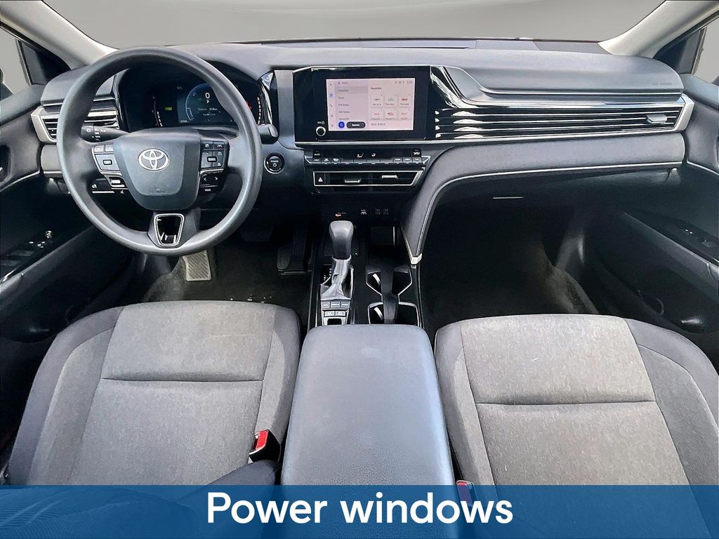 2025 Toyota Camry LE - Photo 10