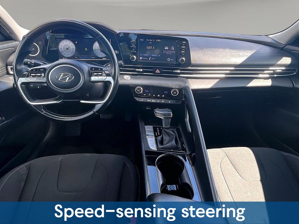 2022 Hyundai Elantra SEL - Photo 10