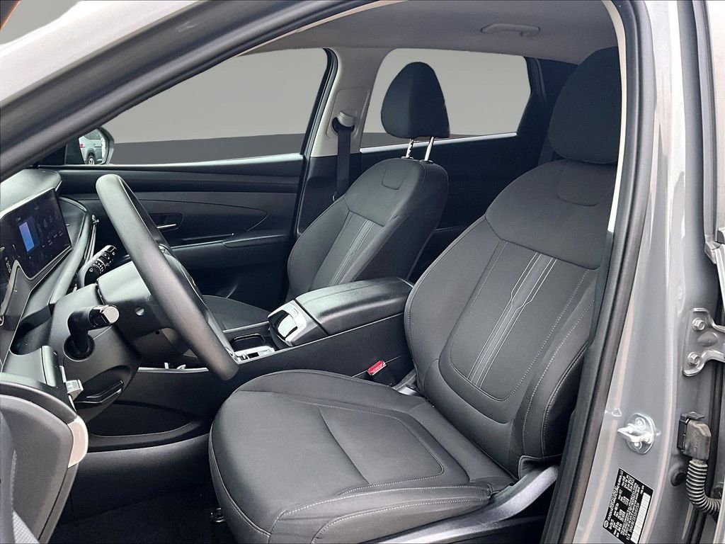 2025 Hyundai Tucson SEL - Photo 25
