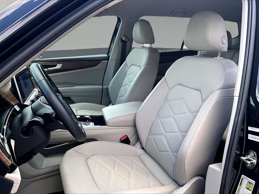 2026 Volkswagen Atlas SE w/Tech - Photo 25