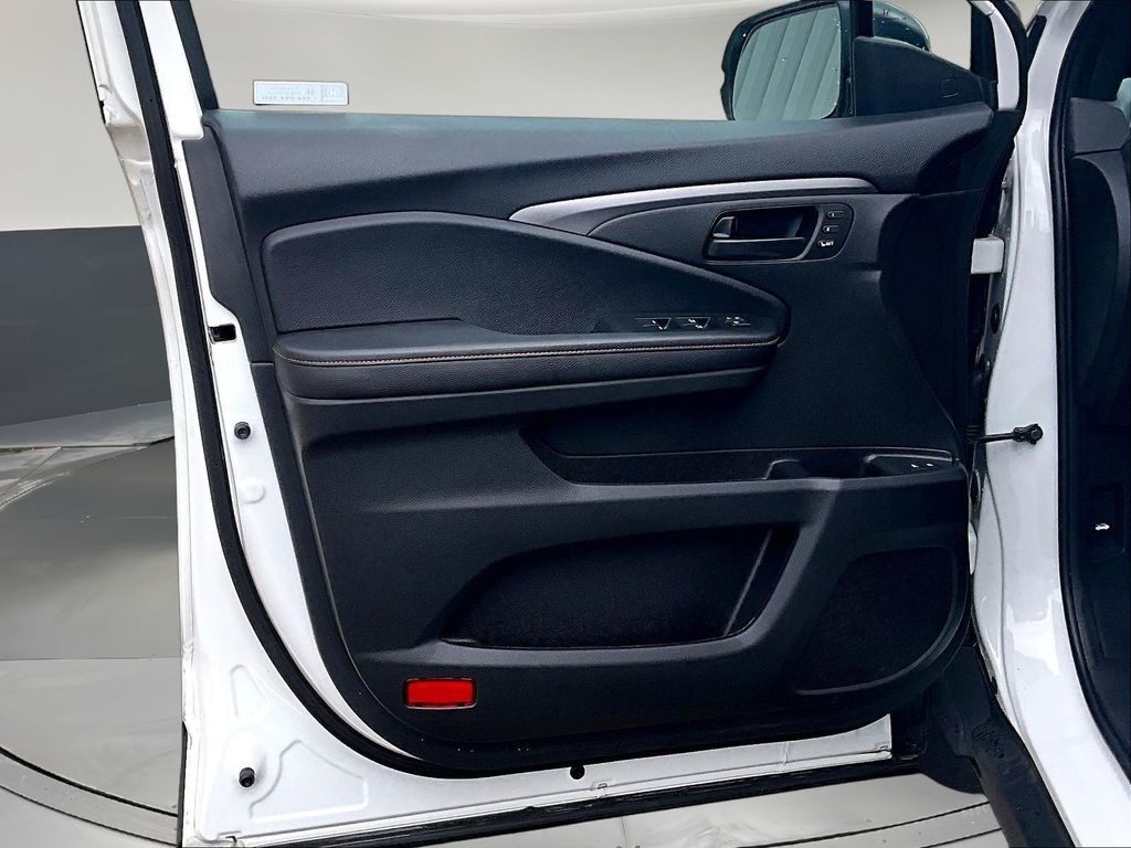 2022 Honda Pilot TrailSport - Photo 23