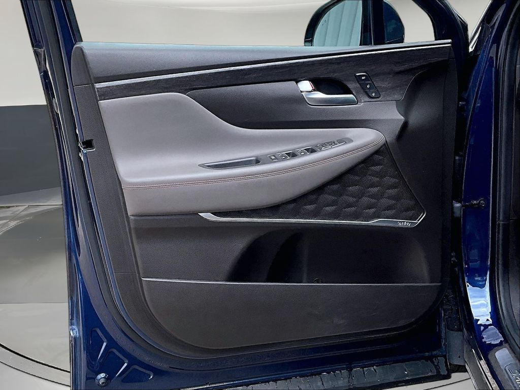 2020 Hyundai Santa Fe Limited - Photo 23
