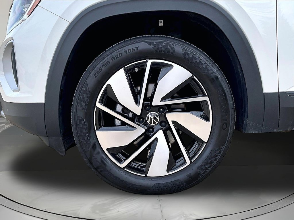 2026 Volkswagen Atlas SE w/Tech - Photo 32