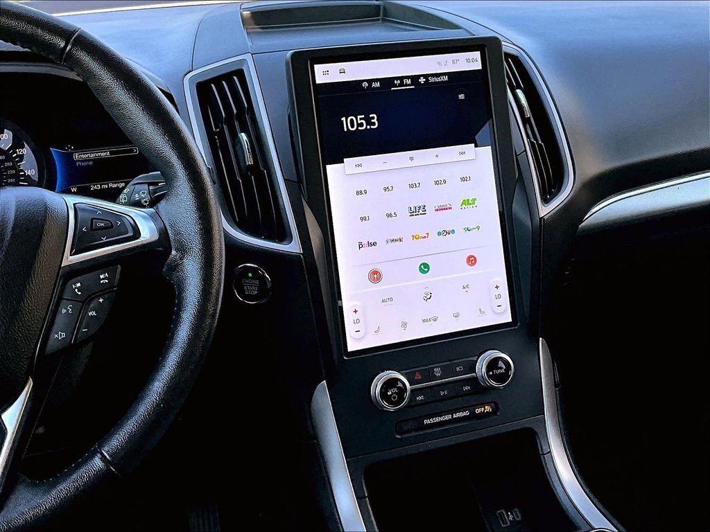 2022 Ford Edge SEL - Photo 11