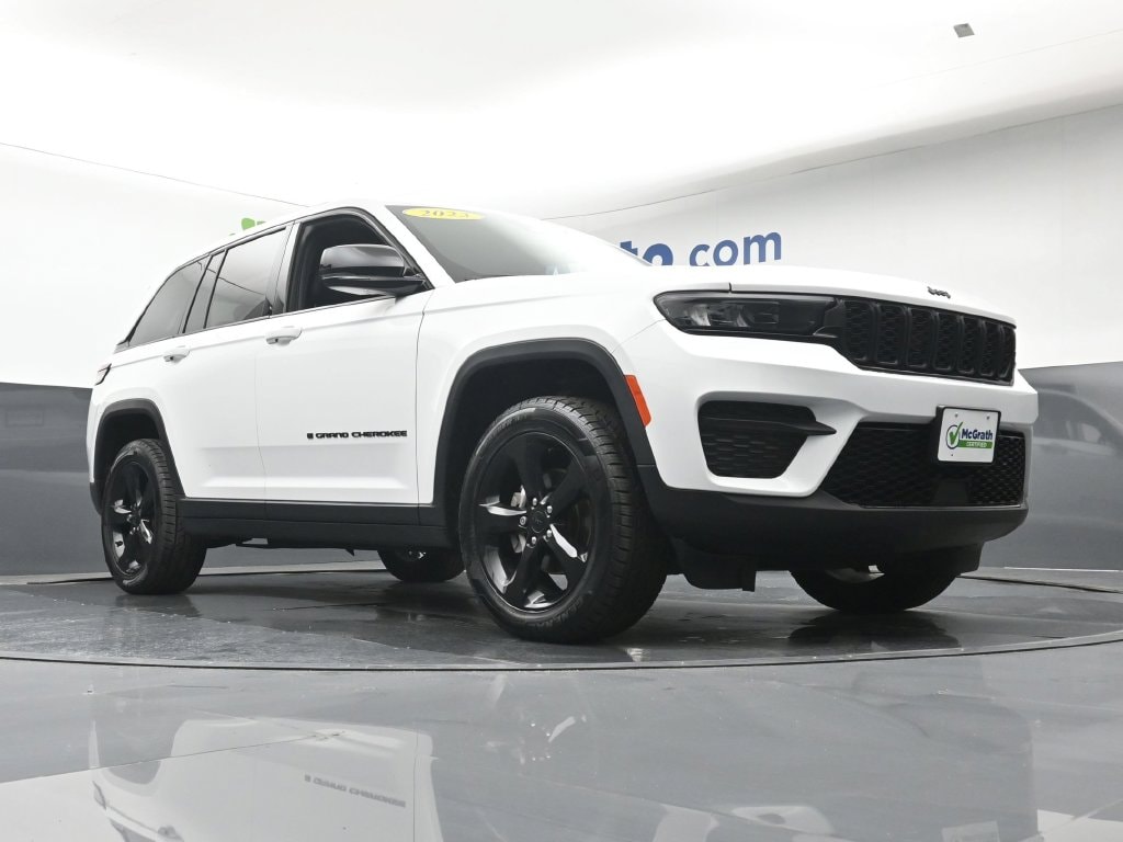 2023 Jeep Grand Cherokee Altitude - Photo 30