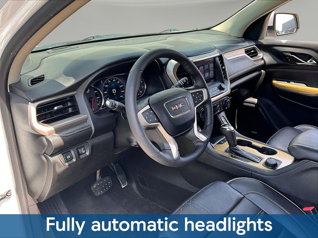 2017 GMC Acadia Denali - Photo 21