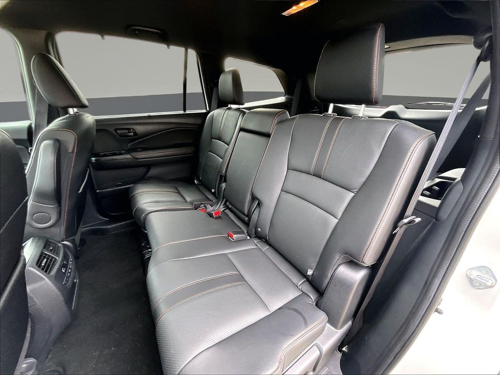 2022 Honda Pilot TrailSport - Photo 25
