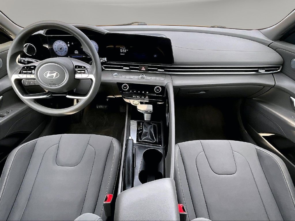 2024 Hyundai Elantra SEL - Photo 9