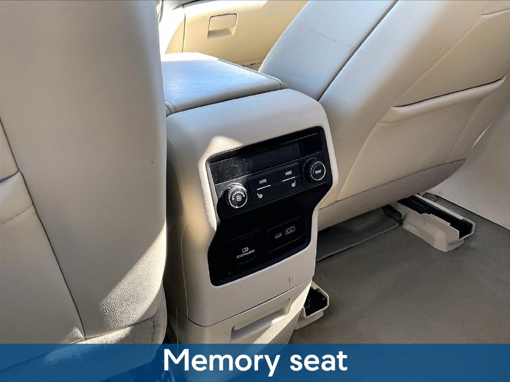 2021 GMC Acadia Denali - Photo 13