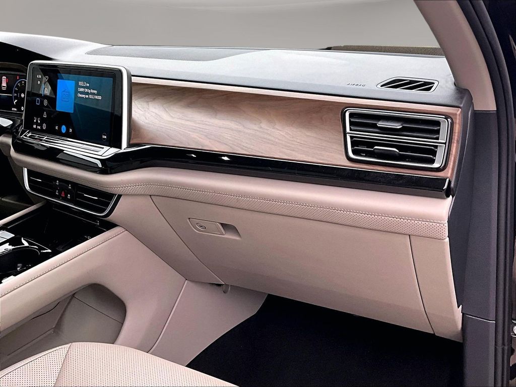 2026 Volkswagen Atlas SE w/Tech - Photo 28
